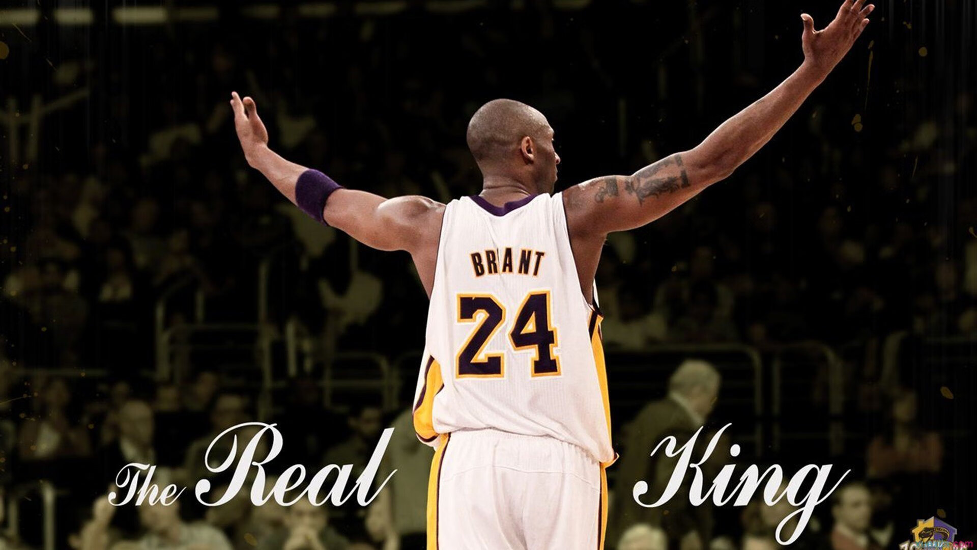 爱游戏官网-西甲：皇马在主场4-1大胜巴萨，积分榜掀起巨浪，皇马四连胜巴萨